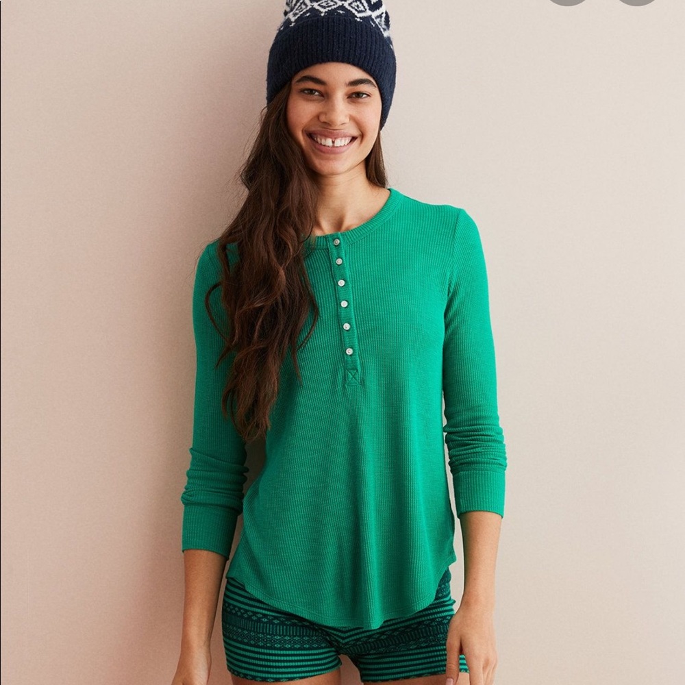Aerie long sleeve Henley